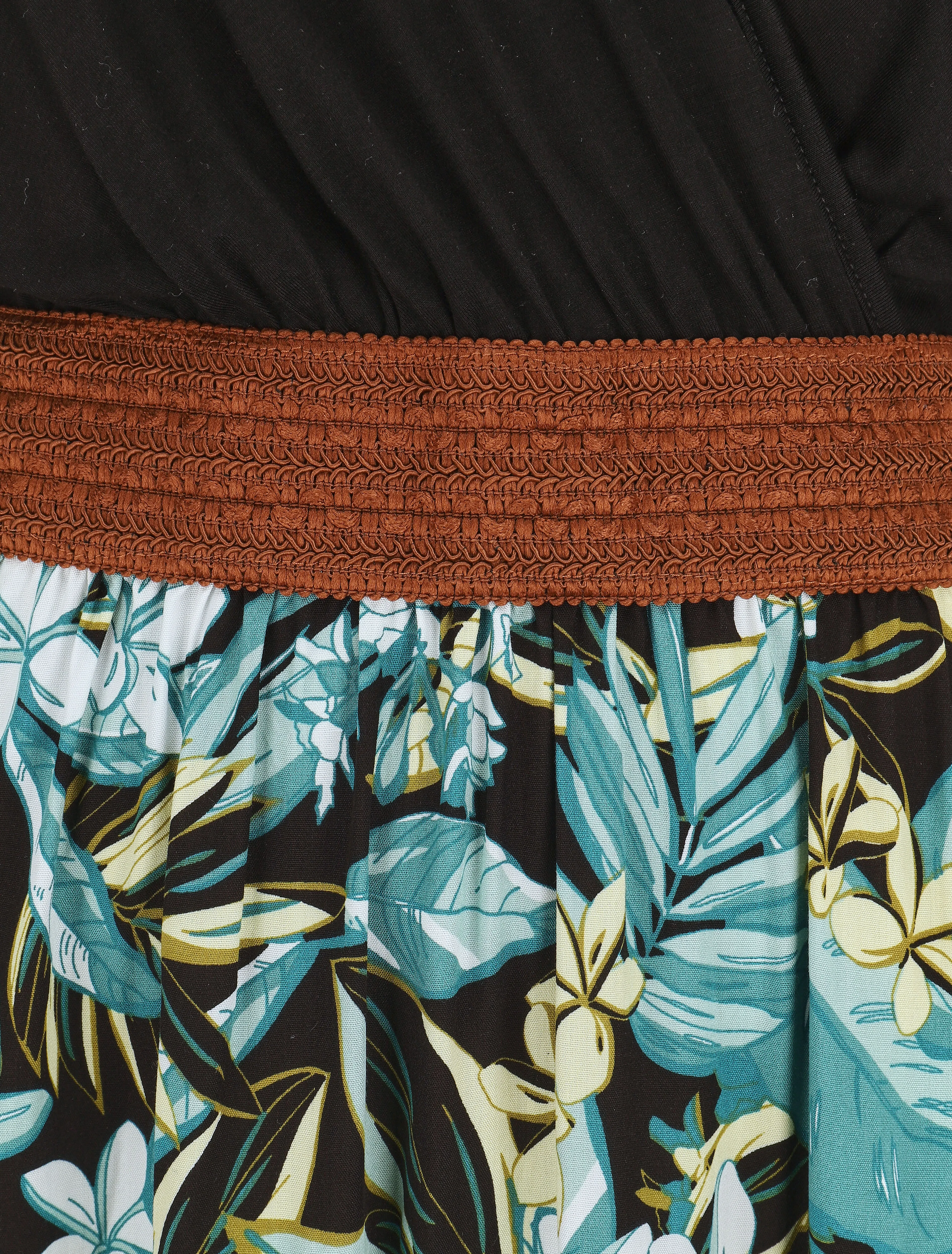 Robe élastiquée à jupe imprimé fleuri - Vert